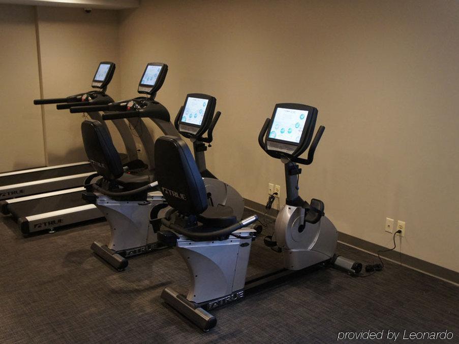 La Quinta Inn & Suites By Wyndham Detroit Metro Airport Romulus Dış mekan fotoğraf